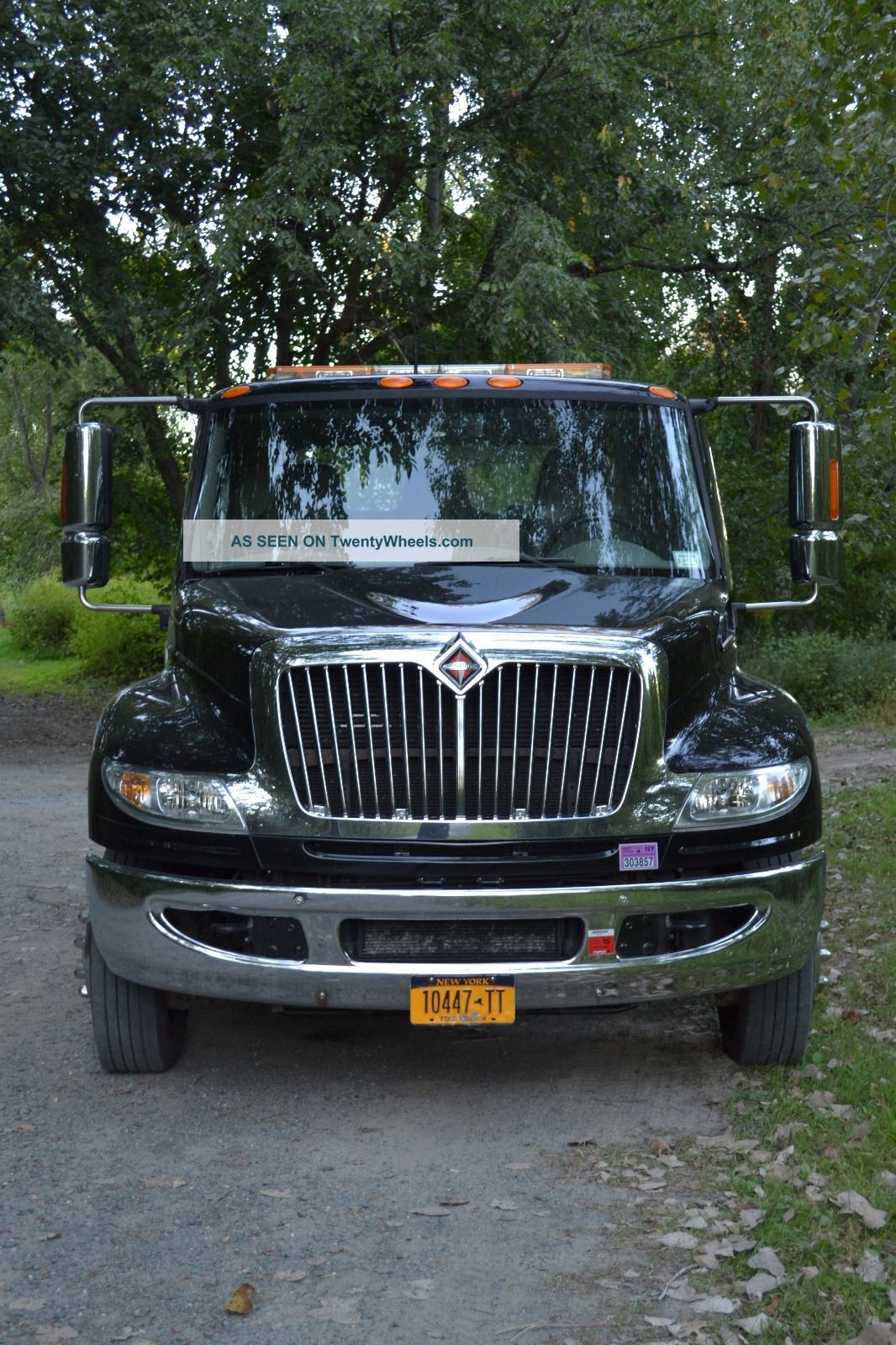 2011 International 4300 Flatbeds & Rollbacks photo