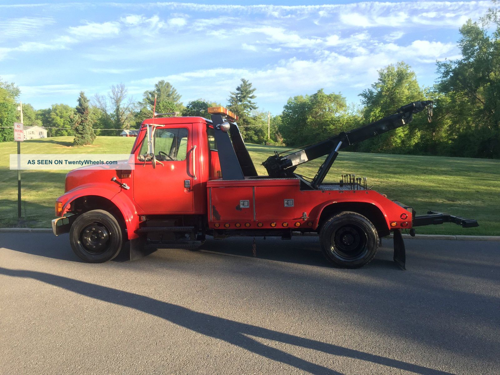 1997 International 4700 Wreckers photo