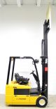 Yale Erp040 4,  000 Lb 36v Electric Three Wheel Forklift 3 Wheeler Forklifts photo 2