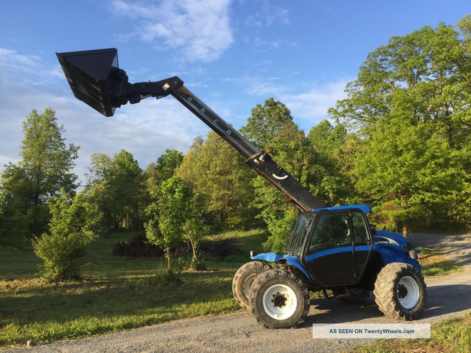 Holland / Manitou Lm435a Telescopic Forklift / Loader Forklifts photo