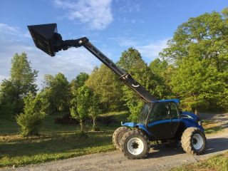 Holland / Manitou Lm435a Telescopic Forklift / Loader photo
