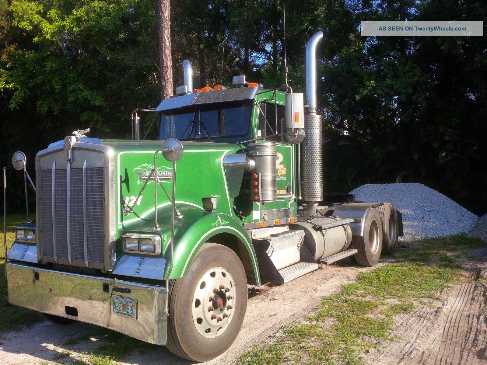 1999 Kenworth Sleeper Semi Trucks photo