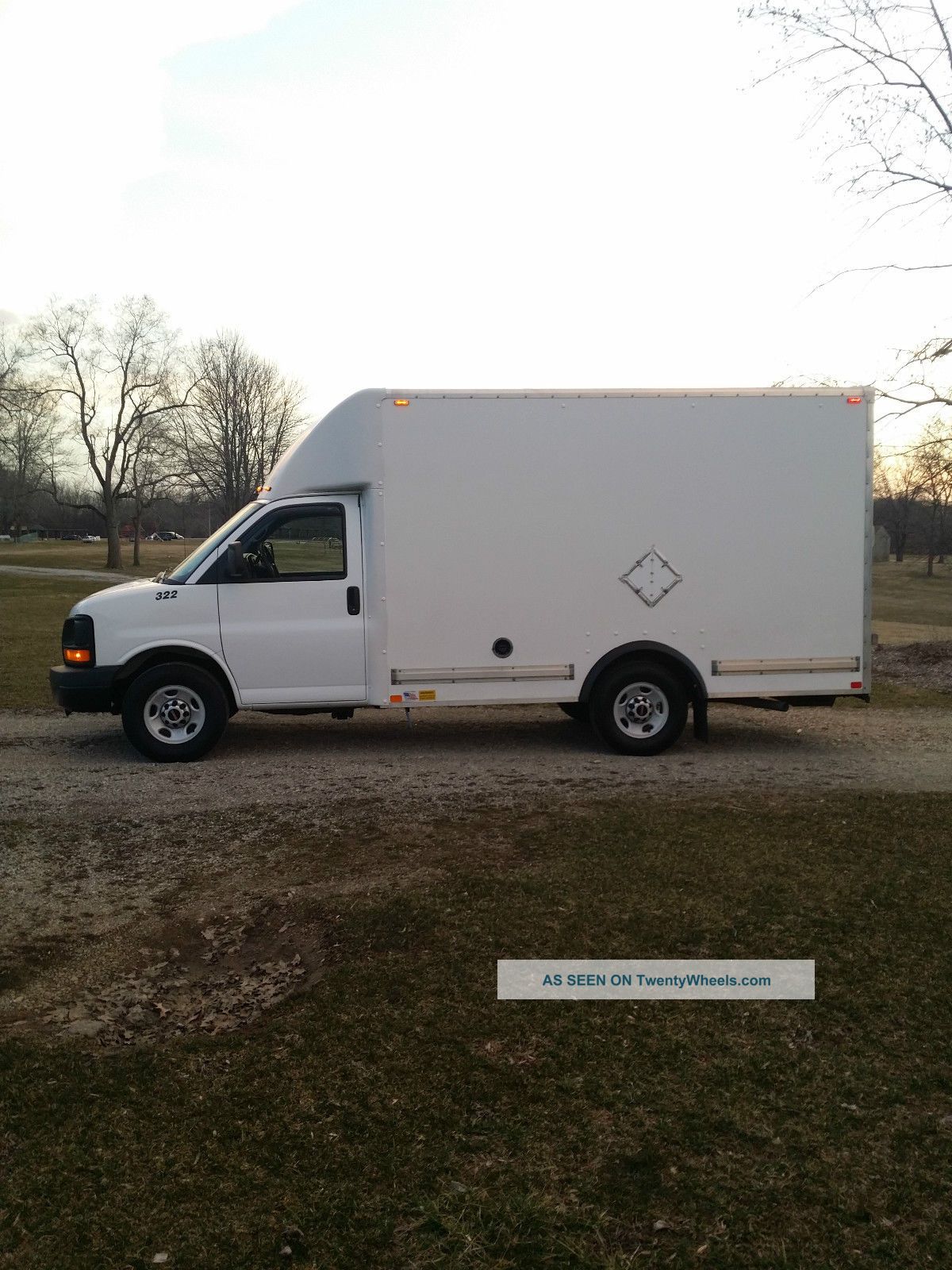 2013 Gmc Savana 3500 Box Truck Box Trucks & Cube Vans photo