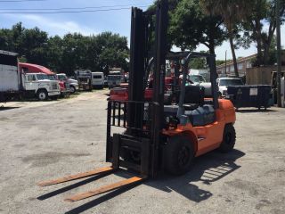 2004 Toyota 7fgu35 Forklift photo