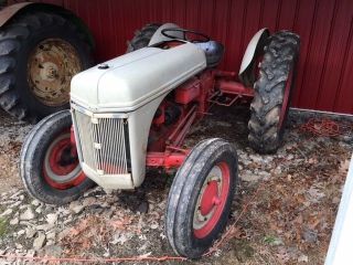Vintage Ford 9n Farm Tractor,  3 Point Rear Lift W Pto photo
