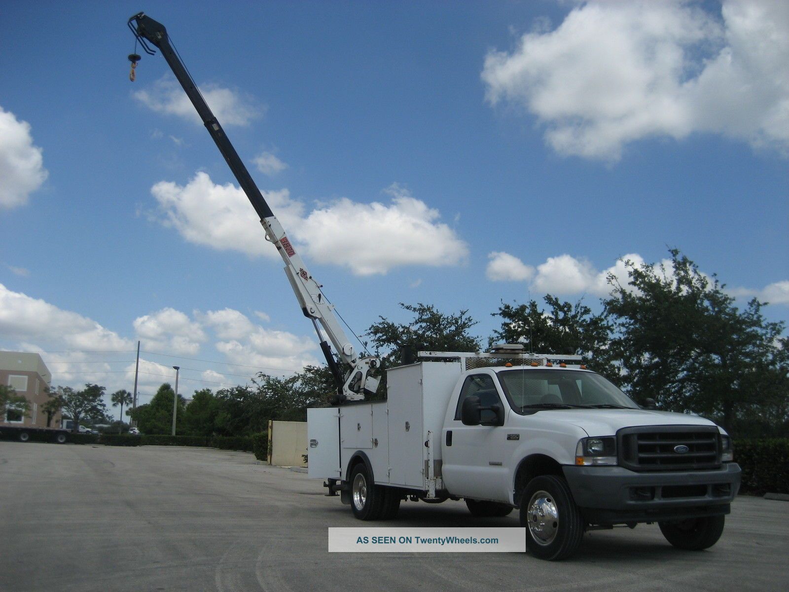 2004 Ford F550 Utility & Service Trucks photo