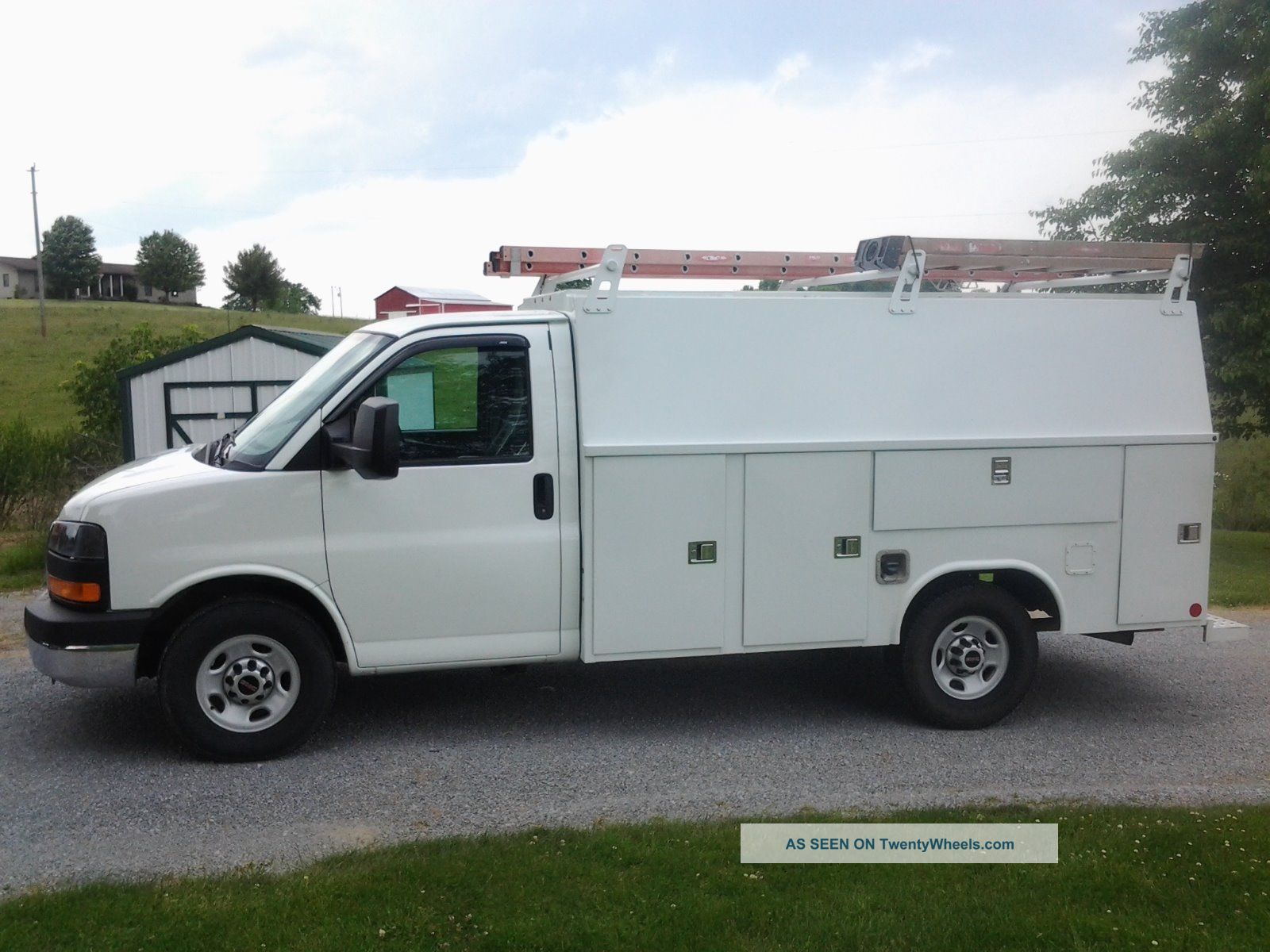 2014 Gmc Savana Utility & Service Trucks photo