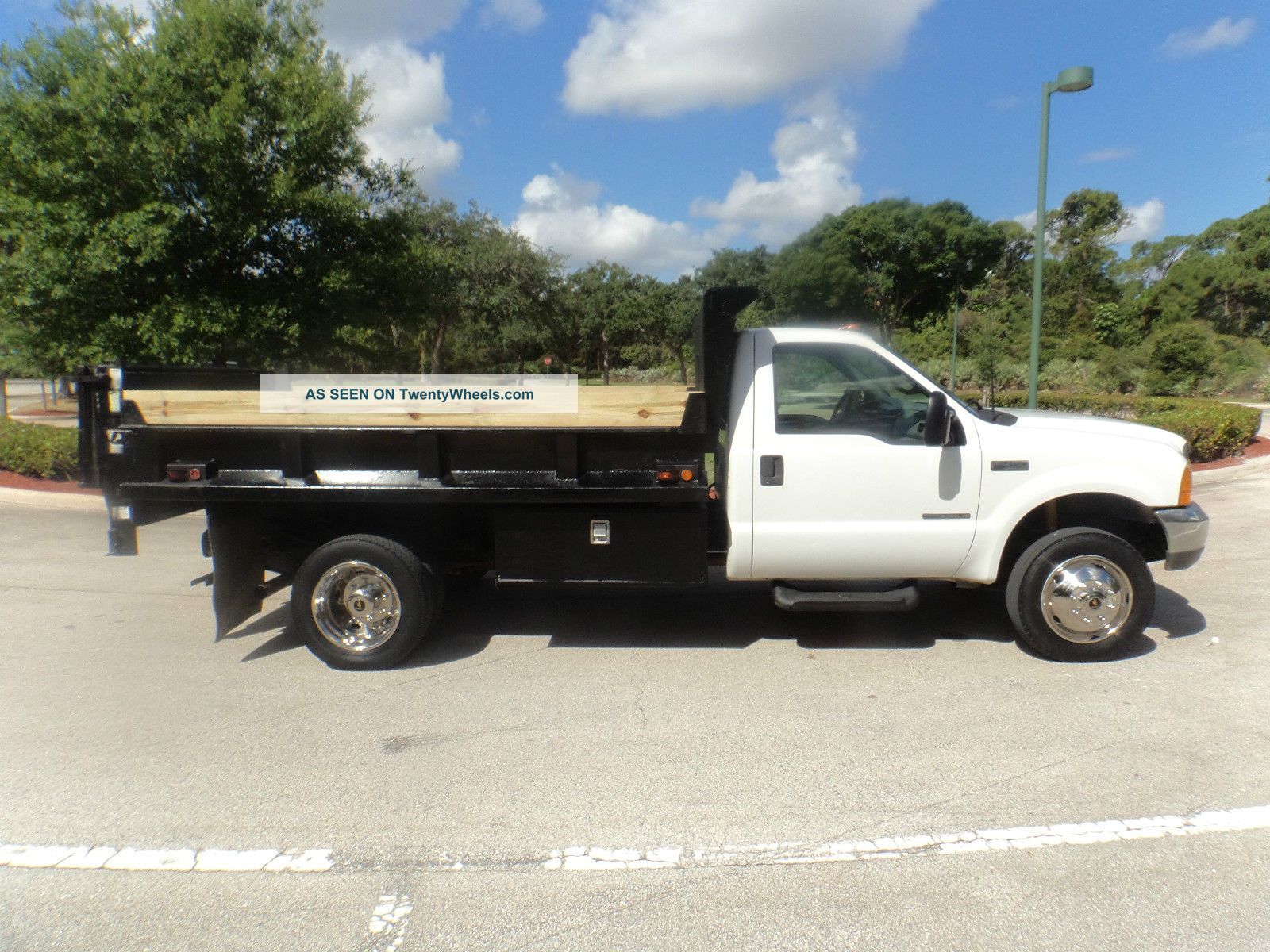 2000 Ford F - 450 Utility & Service Trucks photo