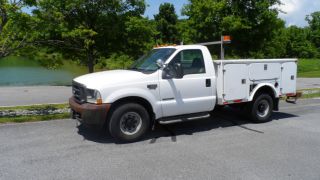 2002 Ford F - 350 photo