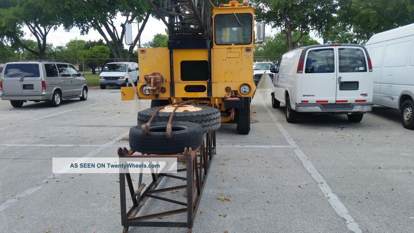 1987 Little Giant Crane Bucket/Boom Trucks photo