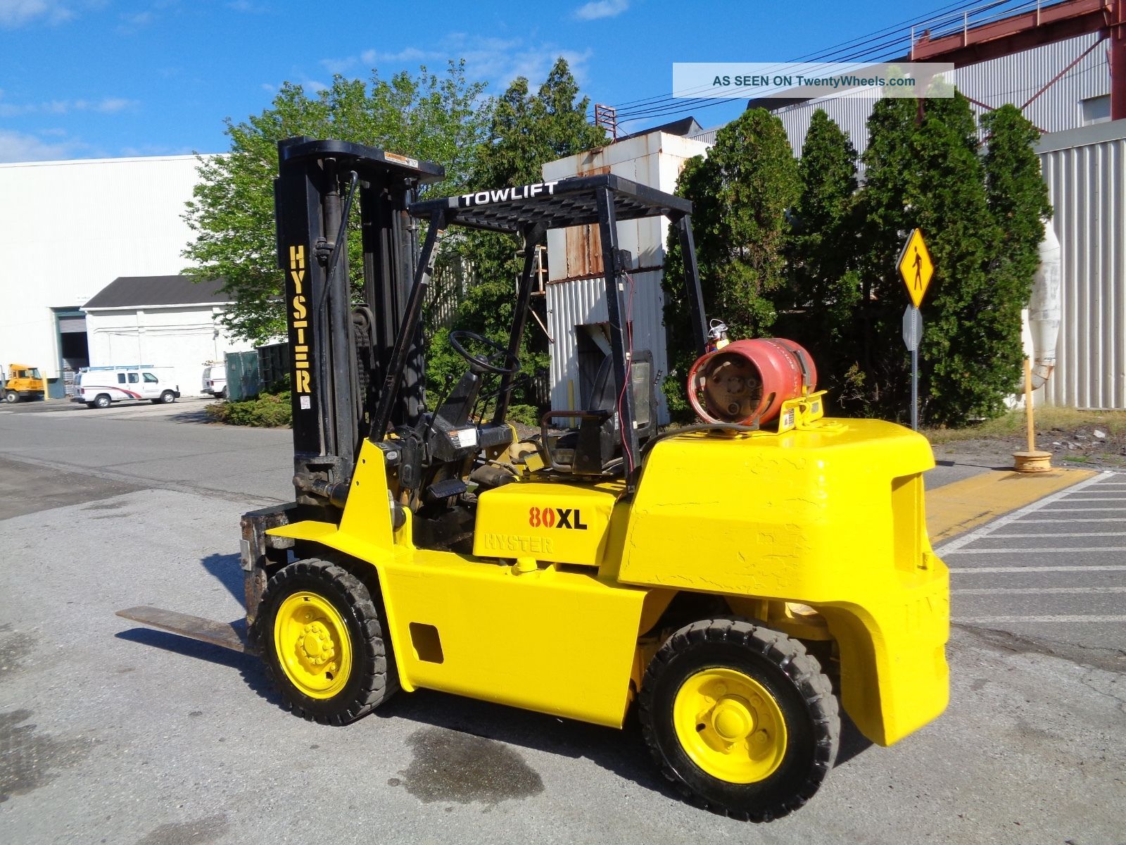 Hyster S80xl 8,  000 Lbs Forklift Truck - Triple Mast - Side Shift - Propane Forklifts photo