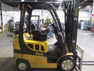 2011 Yale Forklift.  Glc050.  5000 Lb Capacity.  264 Inch 4 Stage Mast photo