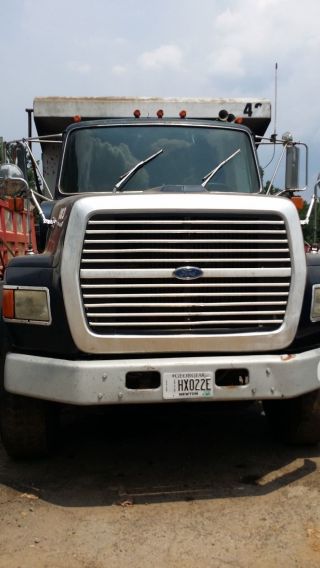 1995 Ford L9000 photo