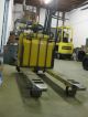 2009 Yale Electric Pallet Jack Mpw050 - Very Good Working Order,  Includes Charger Forklifts photo 2