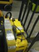 2009 Yale Electric Pallet Jack Mpw050 - Very Good Working Order,  Includes Charger Forklifts photo 8