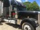 2006 Freightliner Classic Sleeper Semi Trucks photo 2