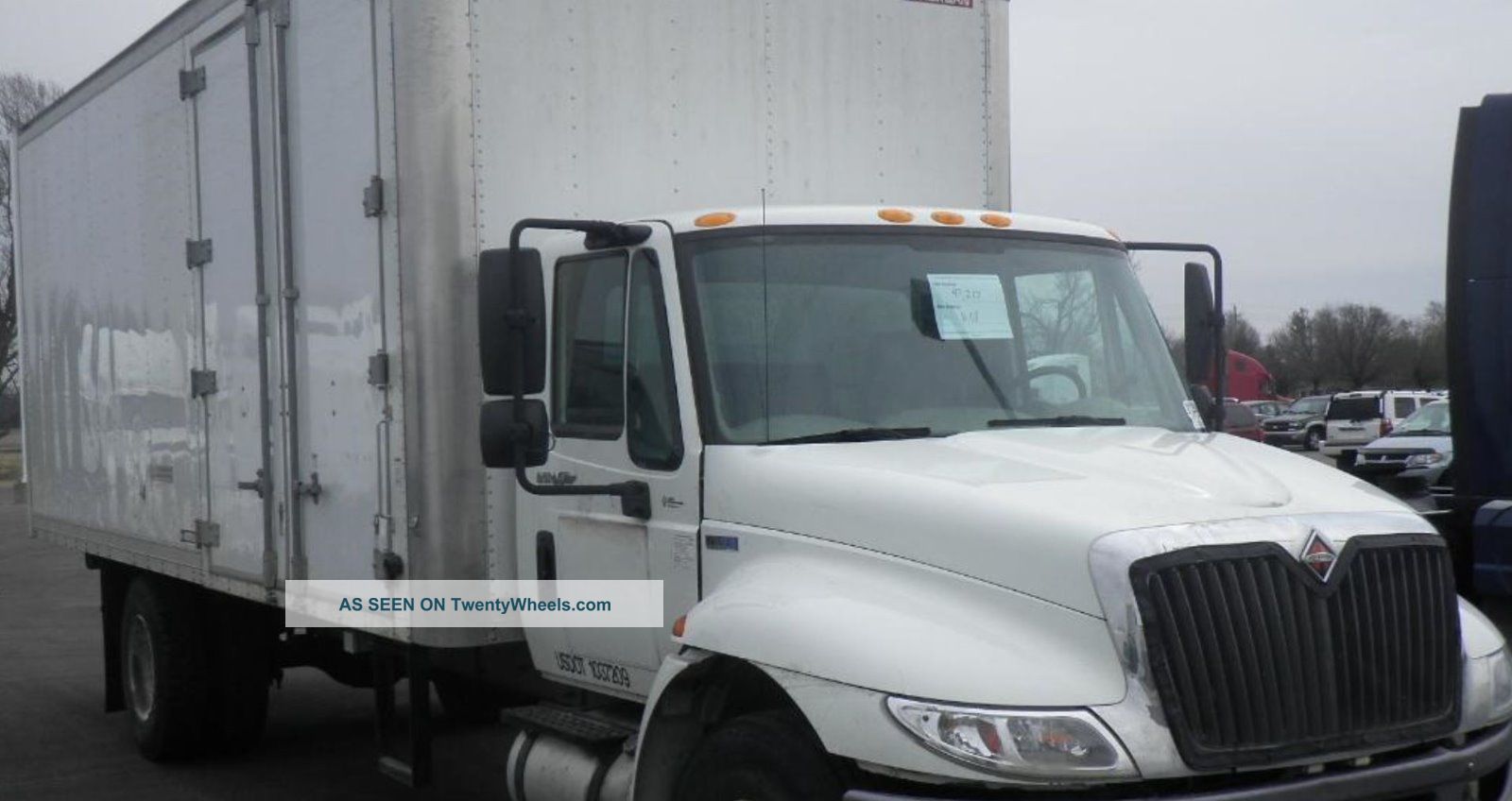 2012 International 4300 Utility & Service Trucks photo