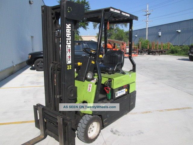 Clark Forklift 3 Wheel Electric Wow Fork Lift Hilo Forklifts photo