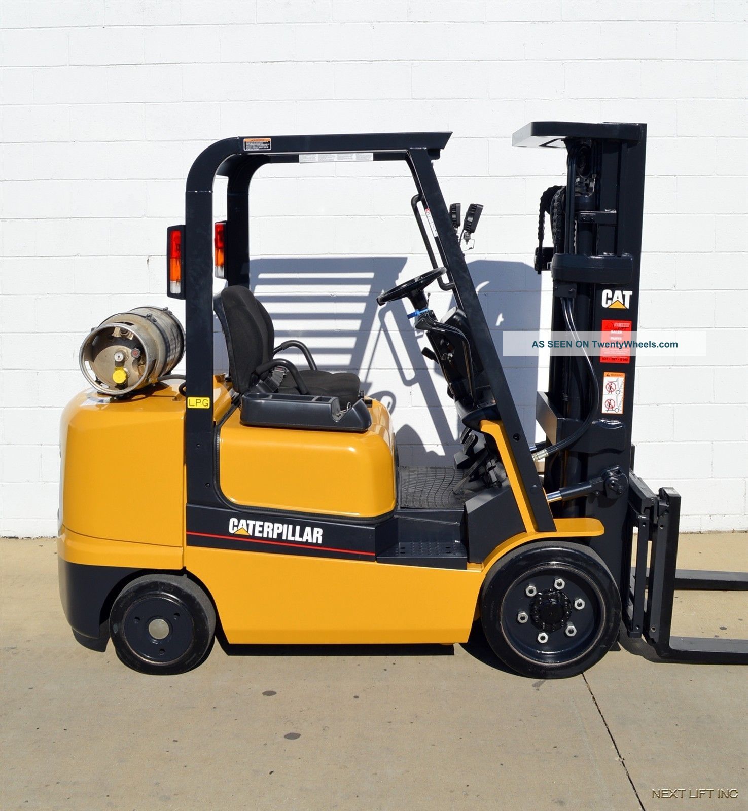 Cat Gc25k 5000 Lb Lpg Forklift 5,  000 Caterpillar One Owner Forklifts photo
