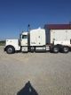 2013 Peterbilt 389 Sleeper Semi Trucks photo 1