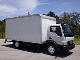 2006 Ford Lcf 16ft Box Truck photo