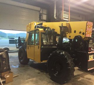 2007 Cat Tl1055 Telehandler photo