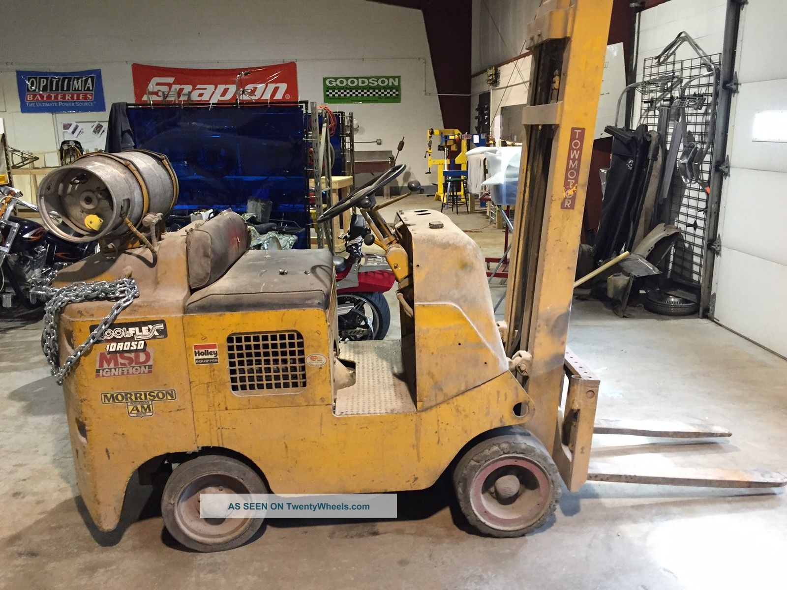 Towmaster Forklift - Comes With Cage & Extensions Forklifts photo