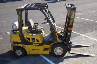 2004 Yale Veracitor 0vx Glp050 Lift Truck 4500lb.  Low Hour Forklift photo