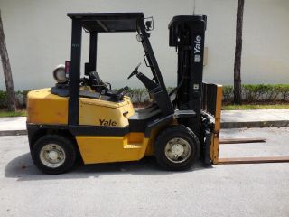 Yale Forklift Glp080 Capacity 8000 Pounds photo