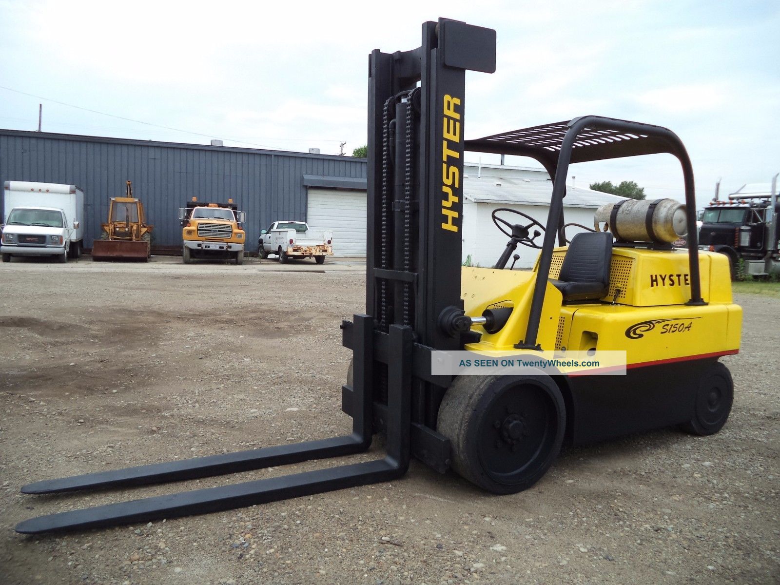 Hyster Model S150a,  15000,  15,  000 Cushion Tired Forklift,  Lpg,  Oil Clutch Forklifts photo