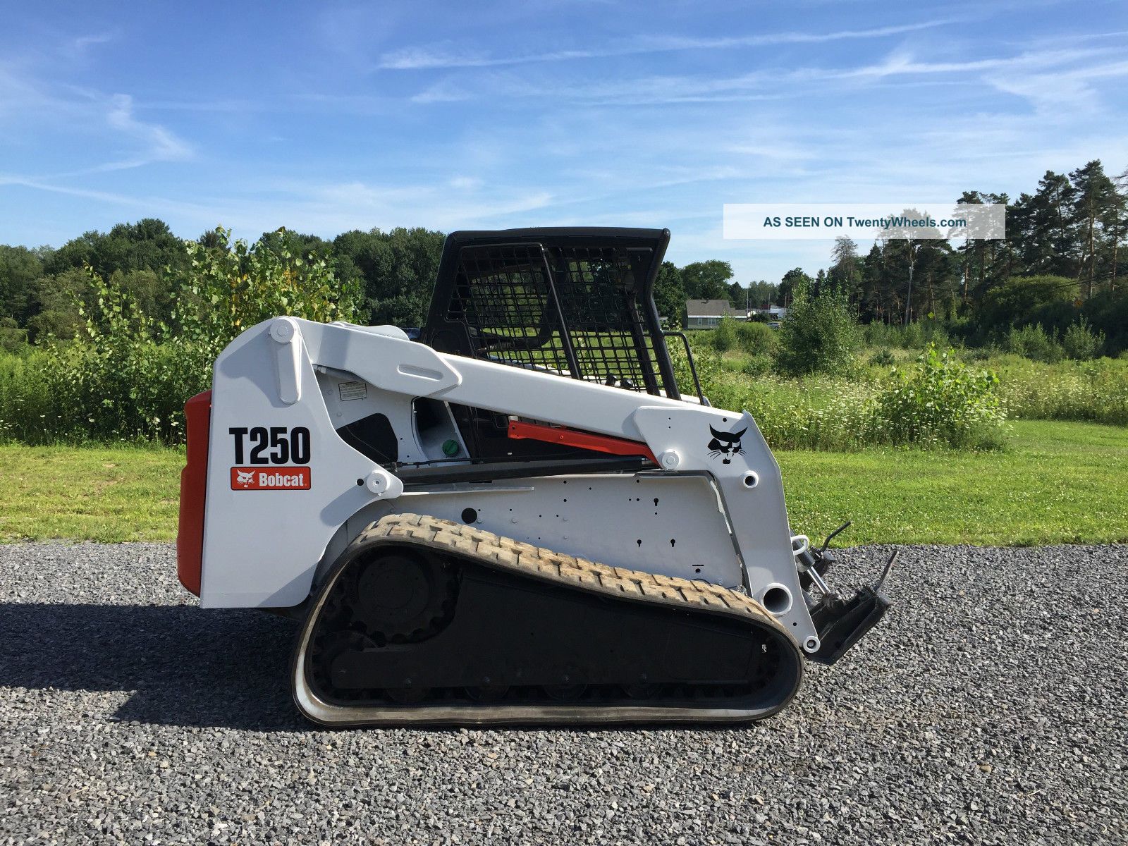 Bobcat T250 Skid Steer Loader Track Machine We Ship Skid Steer Loaders photo