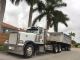 2006 Peterbilt 379 Exhd Sleeper Semi Trucks photo 2