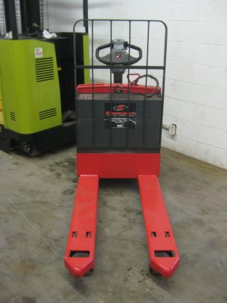 Raymond Electric Pallet Jack 102t -,  Good Battery,  Onboard Charger photo
