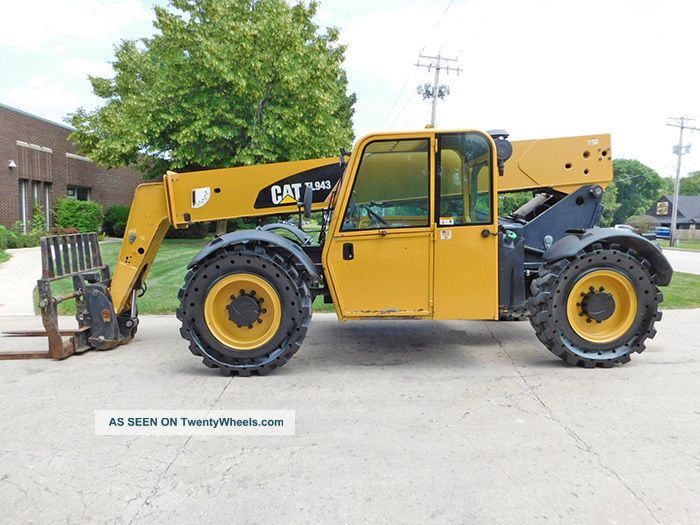 2007 Cat Caterpillar Tl943 9000lb Telehanlder Diesel Lift Truck W/ Full Cab Forklifts photo