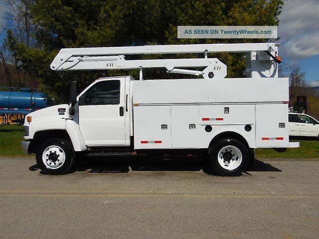 2005 Gmc C5500 Boom/bucket Eti 37ih 37 ' Duramax Diesel Utility Truck Boom Trucks Utility Vehicles photo