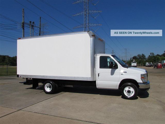 2011 Ford E350 Box Truck Box Trucks & Cube Vans photo