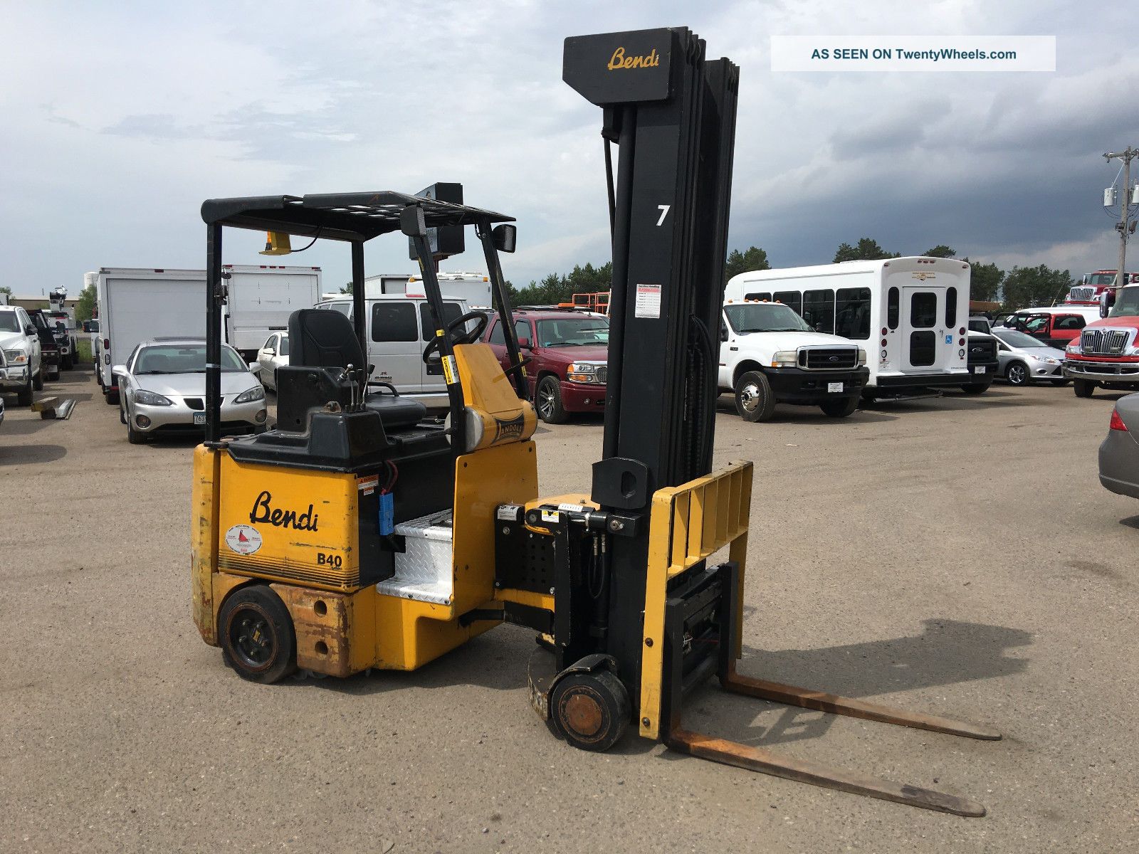 1995 Landoll Bendi 40 Forklift Forklifts photo