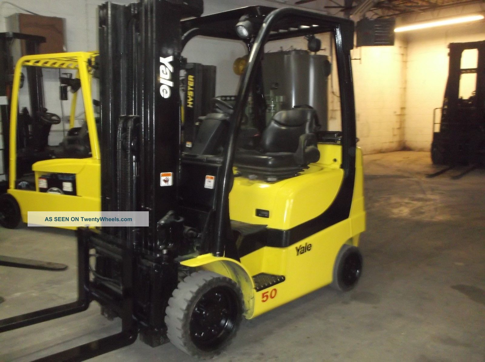 2008 Yale Forklift Side Shift,  Triple Mast 4 Ways Ready Propane Forklifts photo