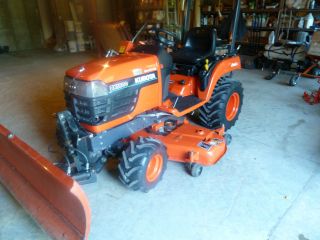 Tractor Sub Compact - - - Kubota Bx Series - - - Diesel Tractor - - - Hd 4 W/d photo