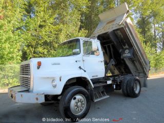 1987 Ford L8000 photo