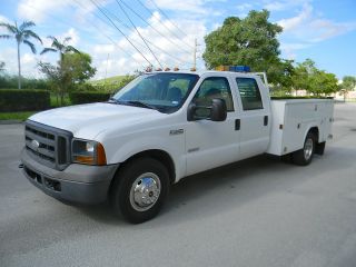 2005 Ford F350 photo