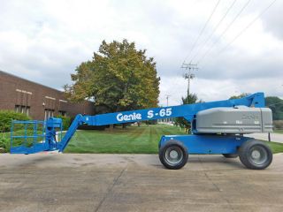 2003 Genie S65 500lb Pneumatic Boom Lift Man Lift 4x4 Diesel Lift Truck Jib photo