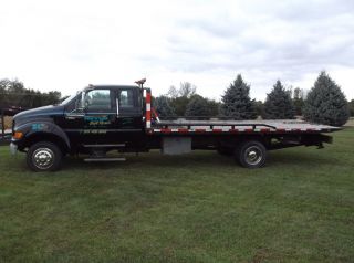 2001 Ford F650 Duty Extended Cab photo