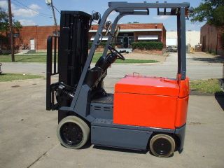 2010 Toyota Electric Forklift - With Forks And Seat Included photo