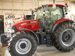 2013 Case Ih 115 Tractor 4x4 photo