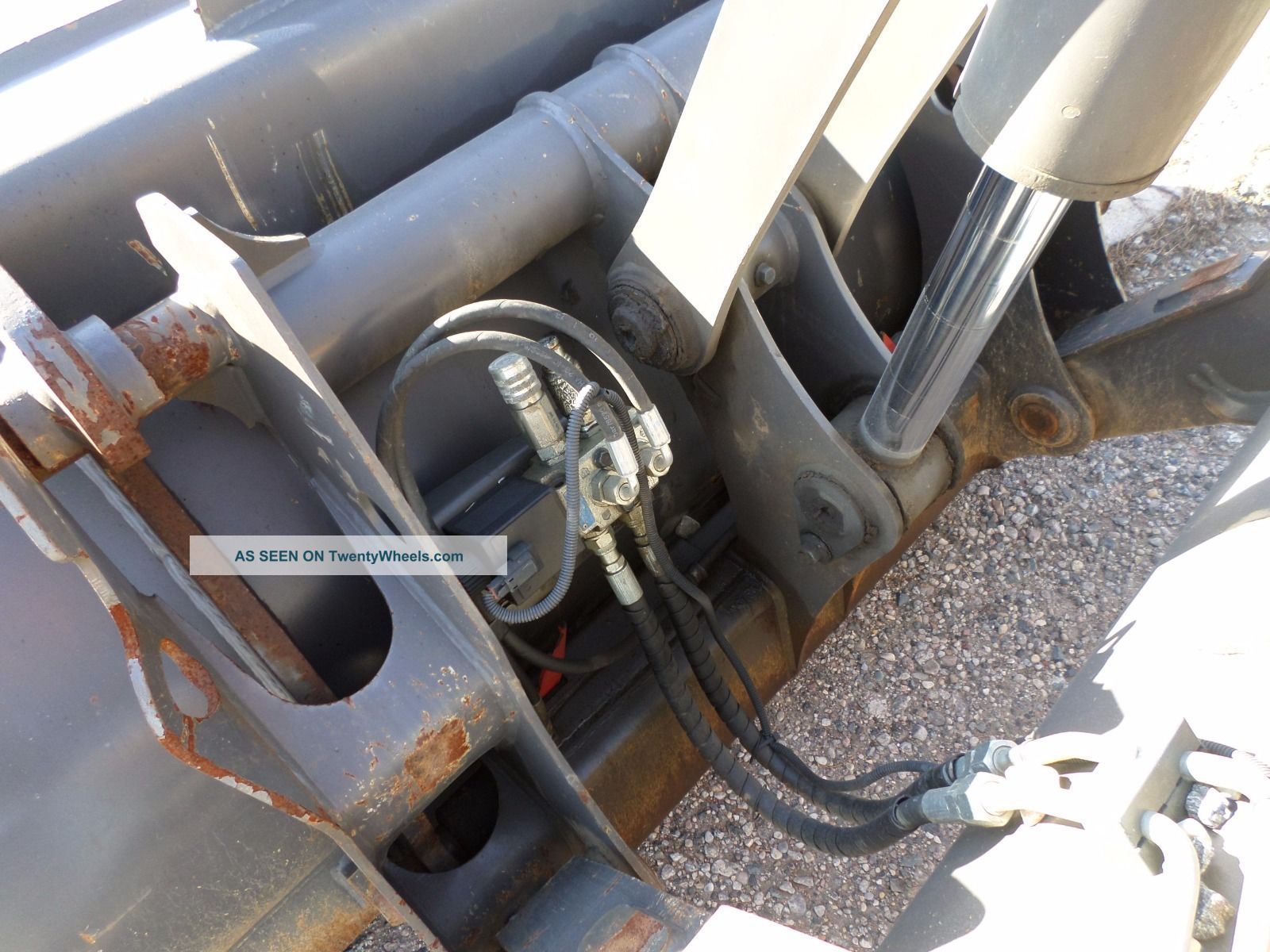 2013 Volvo Bl70b Backhoe - Ext Hoe - A/c - Only 713 Hrs - Extra. . . . . Backhoe Loaders photo