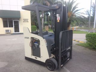 2009 Crown Rc5530c - 30 Counterbalance Electric Forklift photo