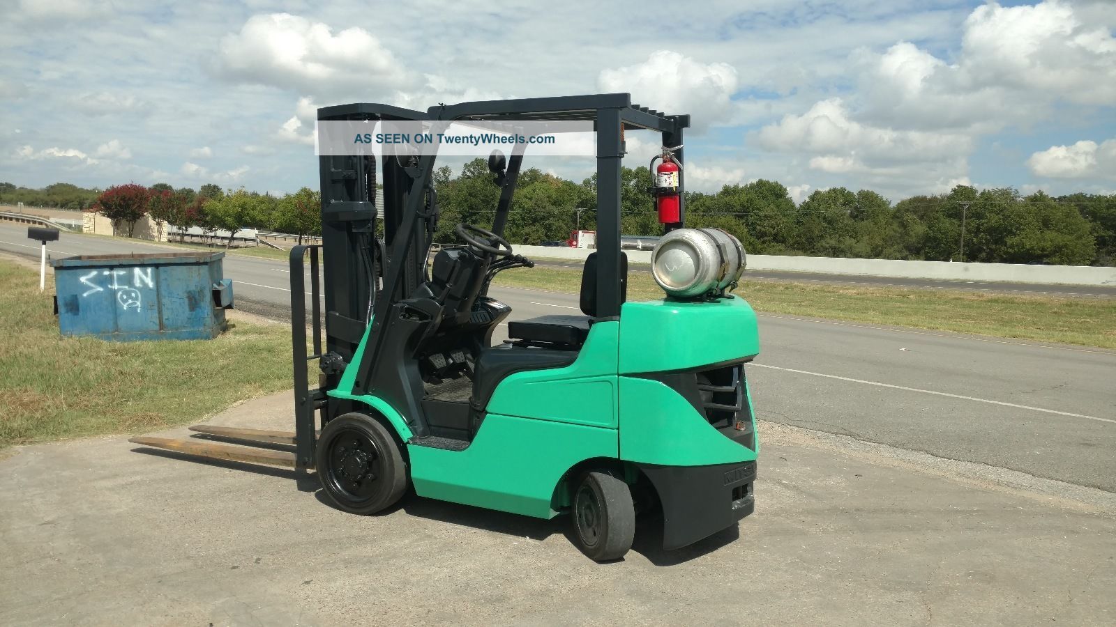 Flawless 2010 Mitsubishi 5000 Lb Propane Warehouse Forklift Forklifts photo