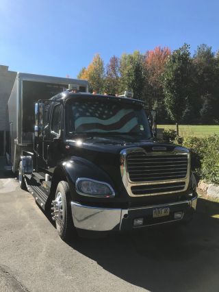 2009 Freightliner Sport Chassis photo