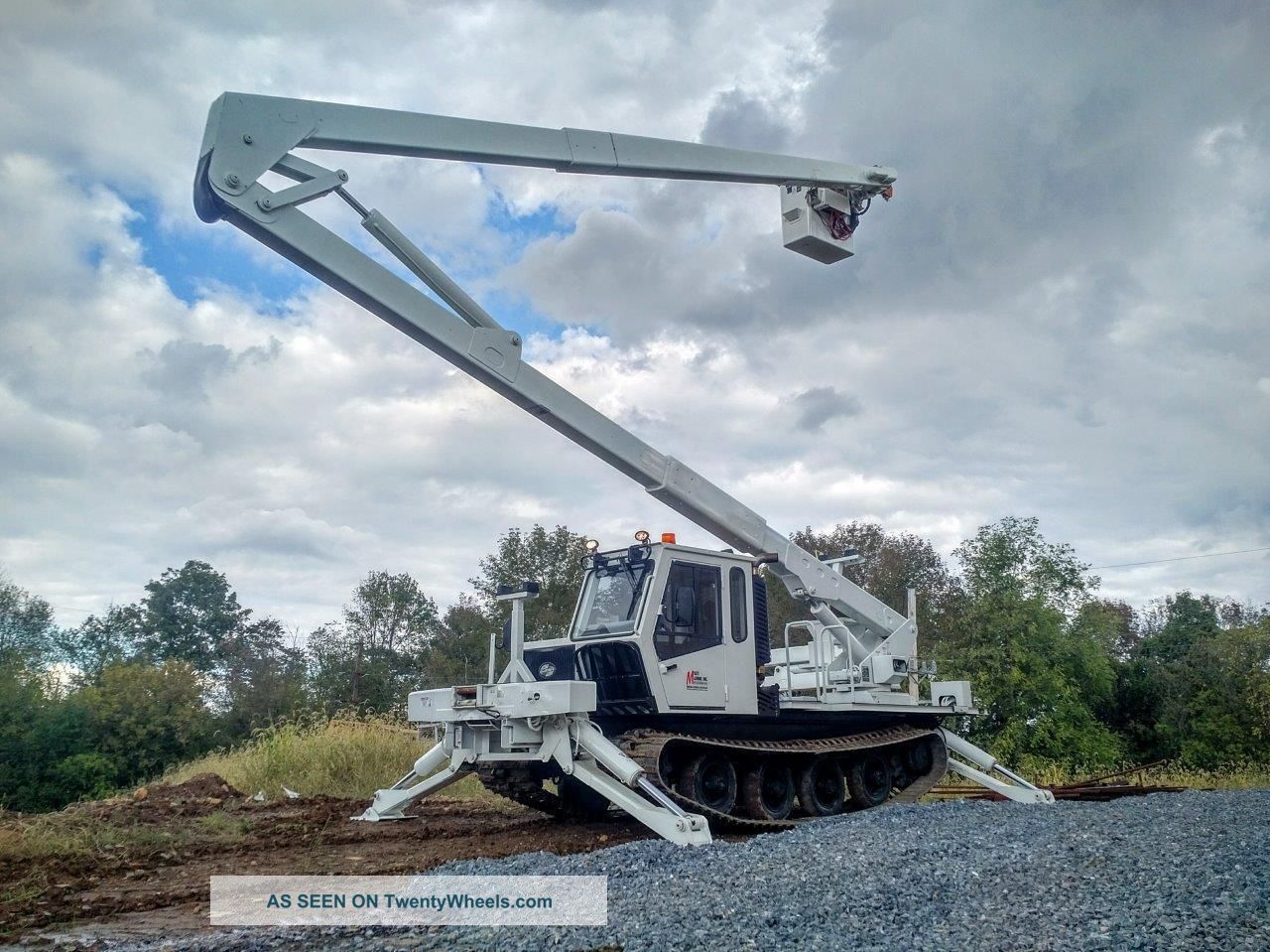 2008 Camoplast Gt2000 Crawler W/ 2008 Lift - All 75 Mh All Terrain Vehicle Other Heavy Equipment photo